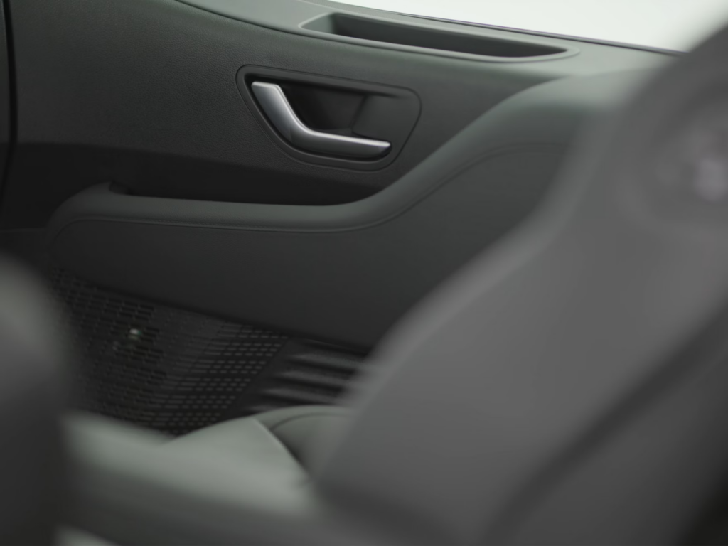 Hyundai STARIA hljóðkerfi
